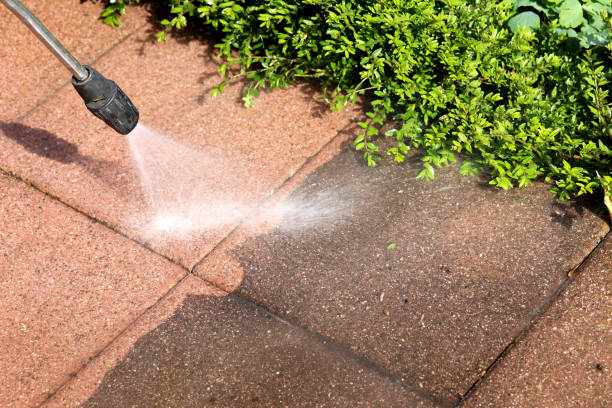 Best Garage Pressure Washing  in Barview, OR